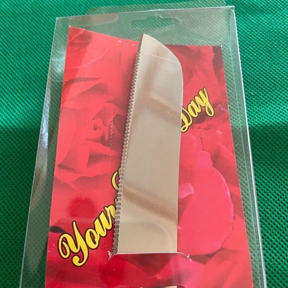 Vintage wedding cake knife. New in the box - Picture 3 of 5